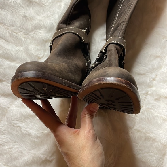 Timberland knee high leather harness boots - Picture 6 of 11